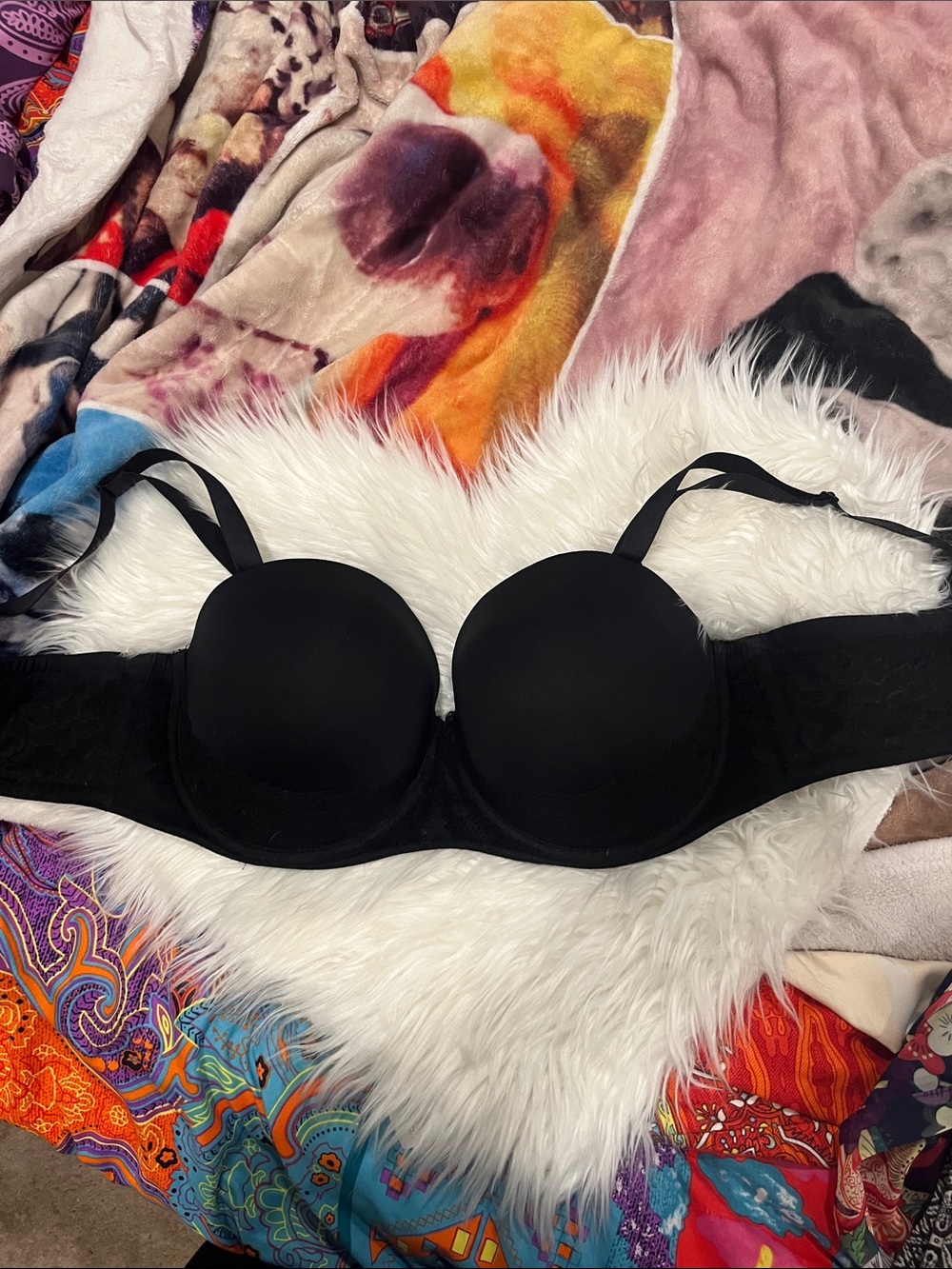 Torrid Black Strapless or Straps Underwire Support 
Bra 40DDD never worn